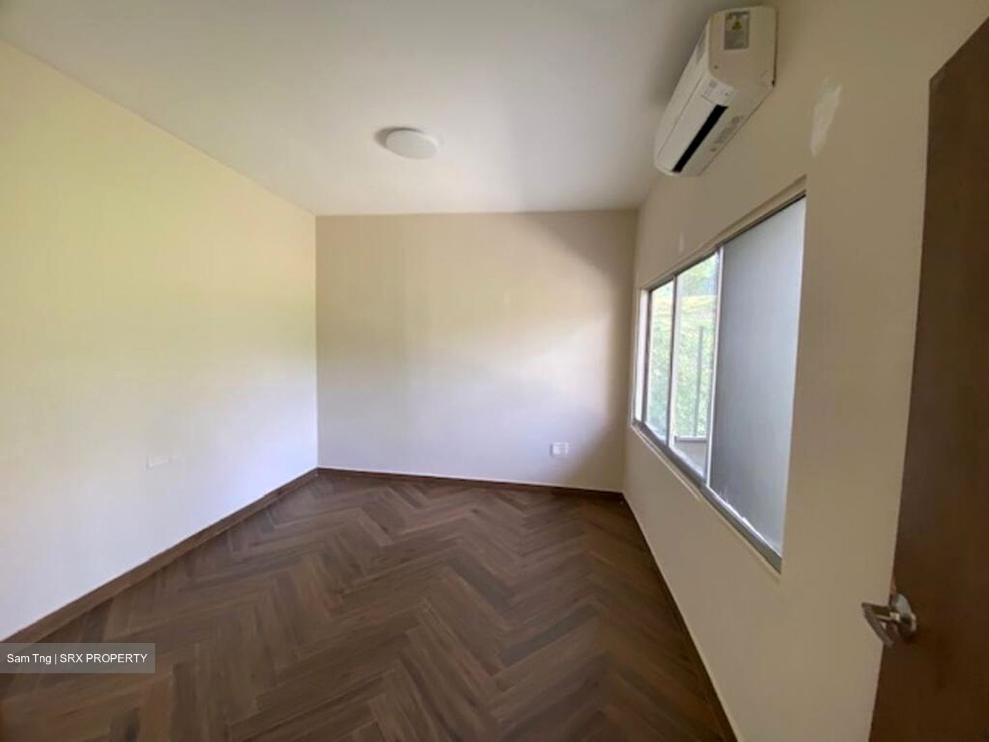 Chai Chee Road (D16), Terrace #575494221